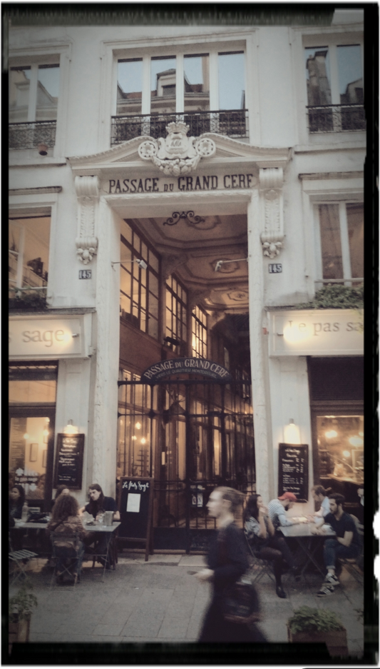 CHANG, Chung-Liang - French Living Images Series, Paris