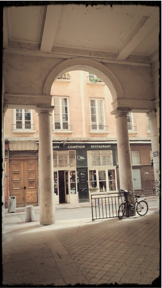 CHANG, Chung-Liang - Images of his stay in France, Lyon